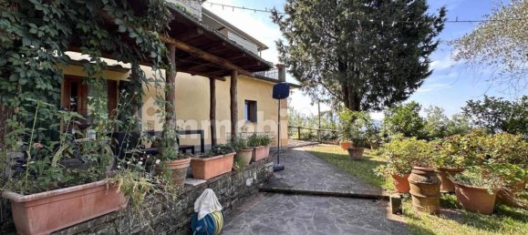 3 غرف نوم فيلا في Pontassieve, Italy رقم 48913 46