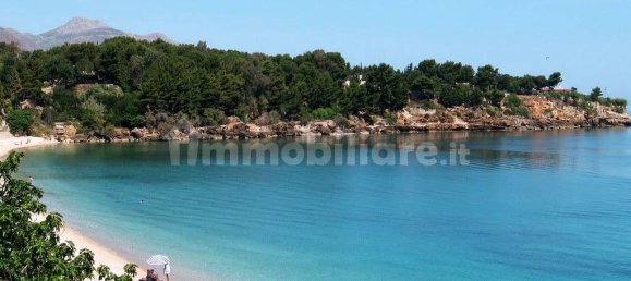 2 Schlafzimmer Villa in Castellammare del Golfo, Italy, Nr. 225788 23