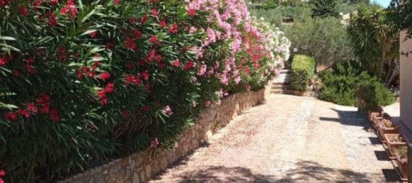 2 Schlafzimmer Villa in Castellammare del Golfo, Italy, Nr. 225788 10