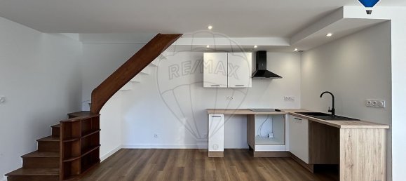 Apartamento de 2 dormitorios en Bourges, France No. 158427 10