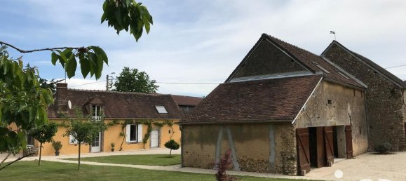 4 chambres Maison à Cerisiers, France No. 323601 3