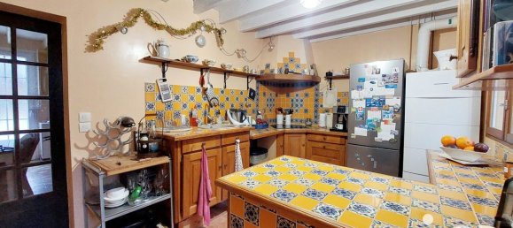 4 chambres Maison à Cerisiers, France No. 323601 10