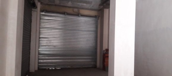 292m² Commercial property in Valencia, Spain No. 939 2