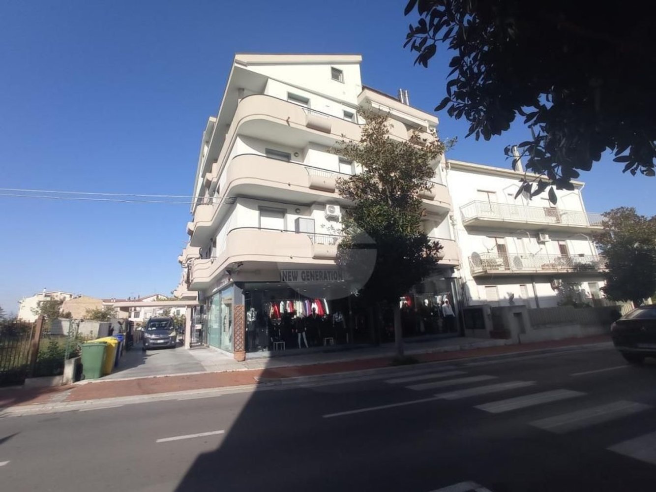 5 rooms Apartment in San Salvo, Italy No. 274108