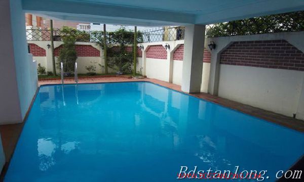 Villa de 5 dormitorios en Tay Ho, Vietnam No. 7122