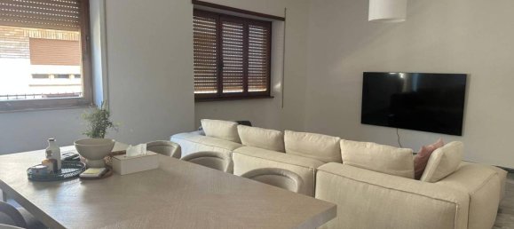 5 rooms Apartment in Rome, Italy No. 41192 13