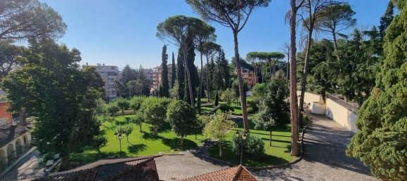 5 rooms Apartment in Rome, Italy No. 41192 18