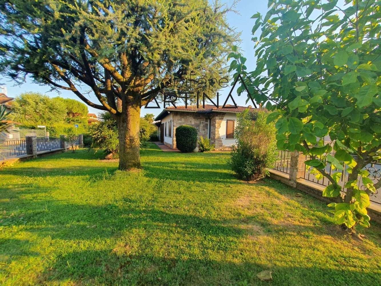 Вилла с 4 комнатами в Грассоббьо, Италия № 285175