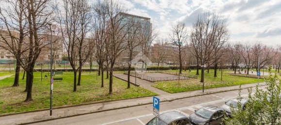 4 rooms Apartment in Milan, Italy No. 247829 11