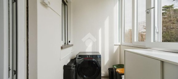 4 rooms Apartment in Milan, Italy No. 247829 10