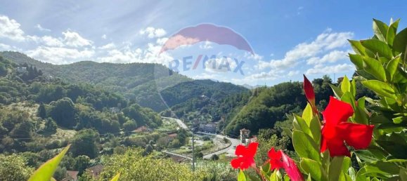 3 bedrooms Apartment in Mignanego, Italy No. 380057 9