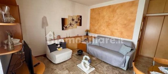 Studio in Monza, Italy, Nr. 259905 6