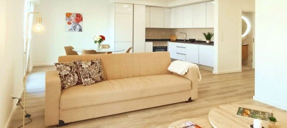 3 bedrooms Apartment in Lisbon, Portugal No. 84850 4