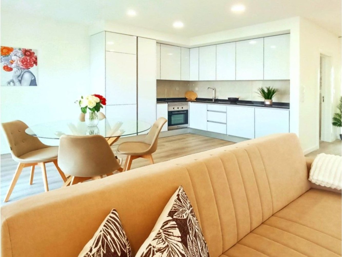 3 bedrooms Apartment in Lisbon, Portugal No. 84850