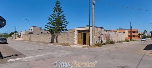 1000m² Land in Racale, Italy No. 235580 8