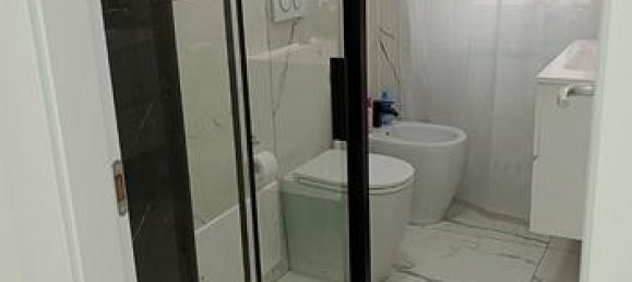 3 rooms Apartment in Turin, Italy No. 292761 4