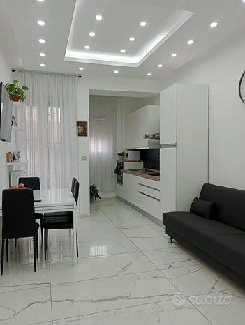 3 rooms Apartment in Turin, Italy No. 292761