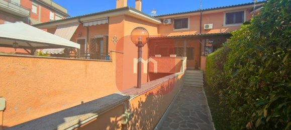 4 غرف نوم فيلا في Rome, Italy رقم 14655 12