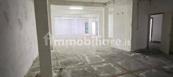 3-salle Propriété commerciale à Rome, Italy No. 77338 5