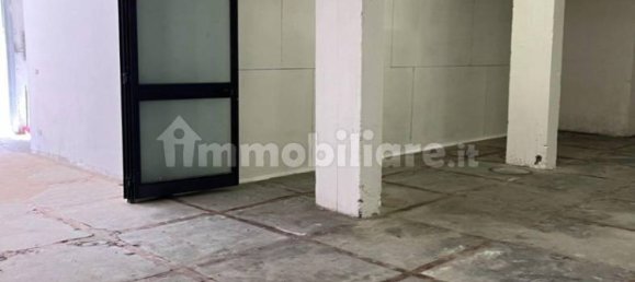 3-salle Propriété commerciale à Rome, Italy No. 77338 3