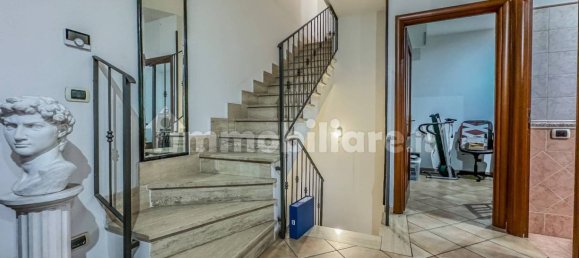 4 bedrooms Villa in Rome, Italy No. 159068 13