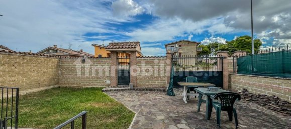 4 bedrooms Villa in Rome, Italy No. 159068 10