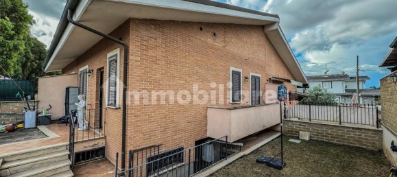 4 bedrooms Villa in Rome, Italy No. 159068 5