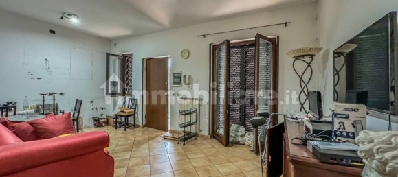 4 bedrooms Villa in Rome, Italy No. 159068 16