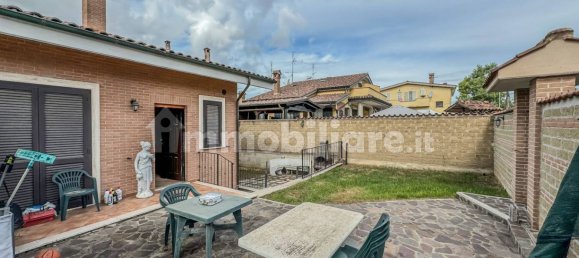 4 bedrooms Villa in Rome, Italy No. 159068 7