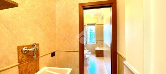 2 chambres Appartement à Bari, Italy No. 159821 25