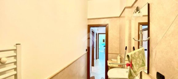 2 chambres Appartement à Bari, Italy No. 159821 24