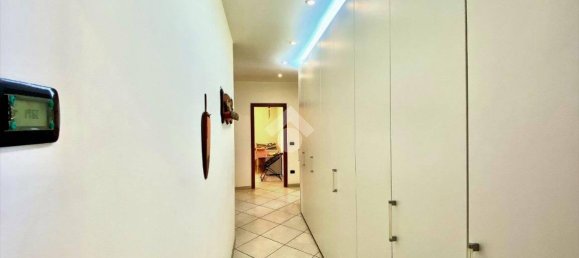 2 chambres Appartement à Bari, Italy No. 159821 16