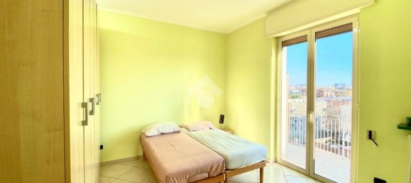 2 chambres Appartement à Bari, Italy No. 159821 9