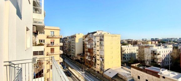 2 chambres Appartement à Bari, Italy No. 159821 12