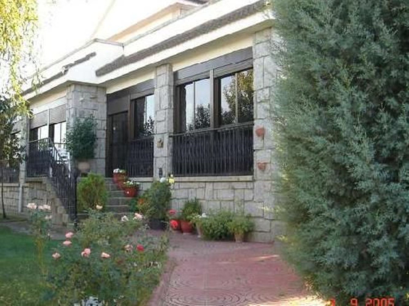 Casa de 7 dormitorios en Villares de la Reina, Spain No. 25537