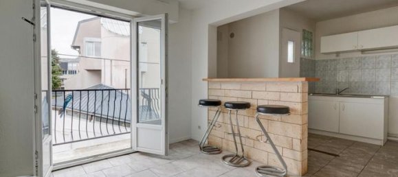 Studio à Reims, France No. 304924 10