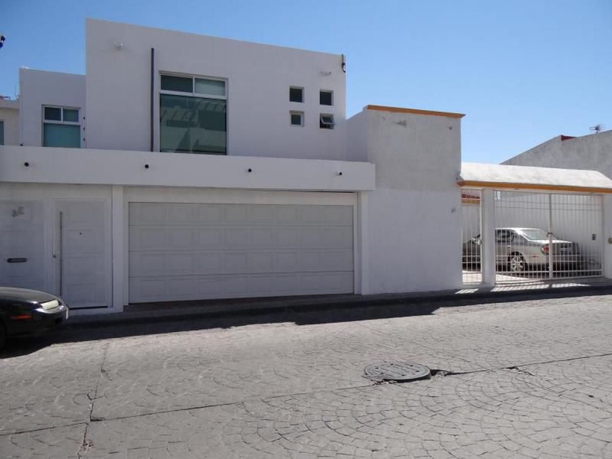 4 chambres Maison à Queretaro, Mexico No. 166155