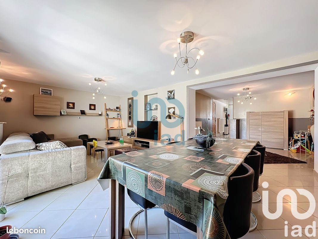 5-salle Maison à Lumes, France No. 229641