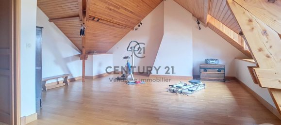 4 bedrooms House in Crepy-en-Valois, France No. 250225 8