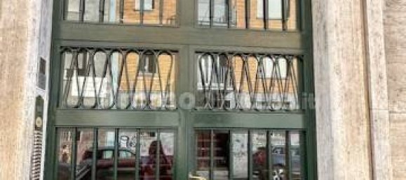 3غرفة مكتب في Milan, Italy رقم 341977 27