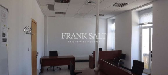 Bureau à Ta' Xbiex, Malta 588m² No. 11843 5