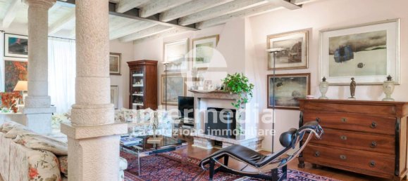 3 غرف نوم فيلا في Brescia, Italy رقم 331065 2