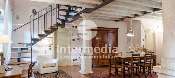 3 غرف نوم فيلا في Brescia, Italy رقم 331065 4