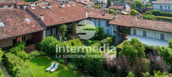 3 غرف نوم فيلا في Brescia, Italy رقم 331065 30