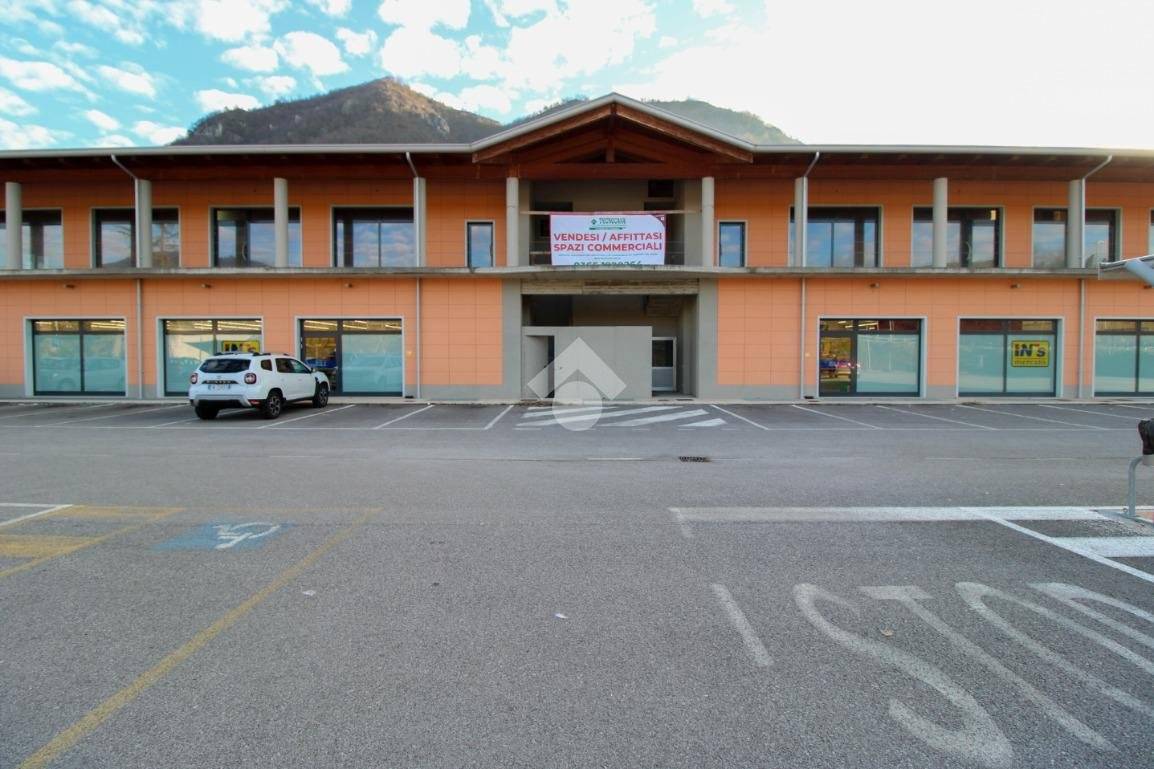 Escritório em Sabbio Chiese, Italy 750 m² N.º 89742