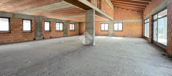 Escritório em Sabbio Chiese, Italy 750 m² N.º 89742 17