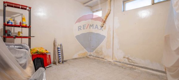132m² Commercial property in Bari, Italy No. 312764 25