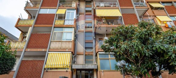 132m² Commercial property in Bari, Italy No. 312764 2