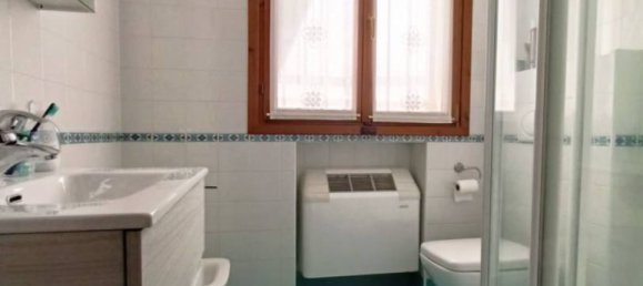 3 bedrooms Villa in Salgareda, Italy No. 228356 17