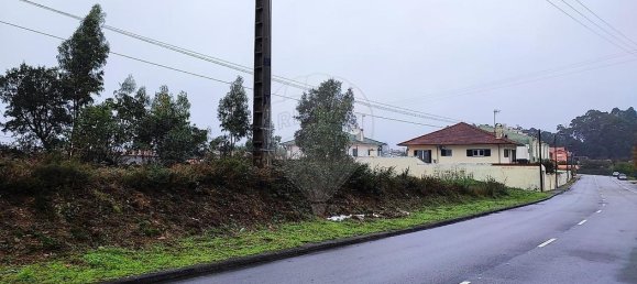 Terreno em Santa Maria da Feira, Portugal 2500 m² N.º 202128 4